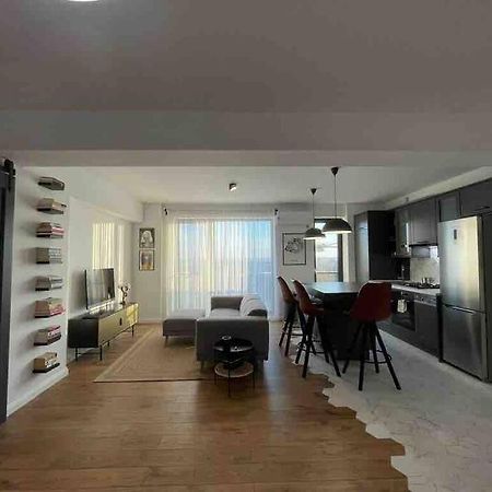 Modern 2-Bedroom Apartment In New Residence Craiova Luaran gambar