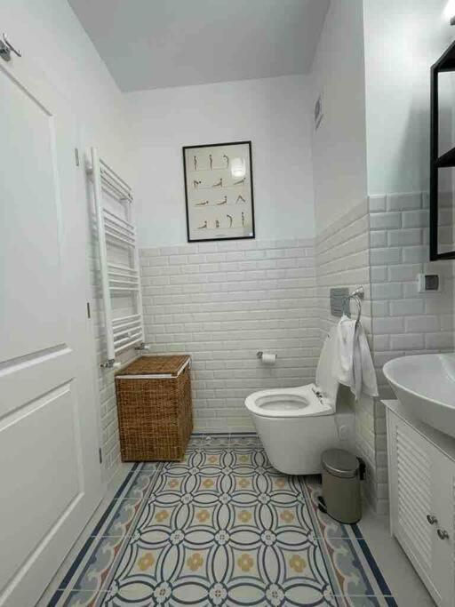 Modern 2-Bedroom Apartment In New Residence Craiova Luaran gambar